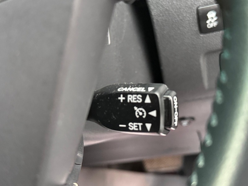 Used Toyota Vellfire 2013 for sale - 76686904: Photo 12