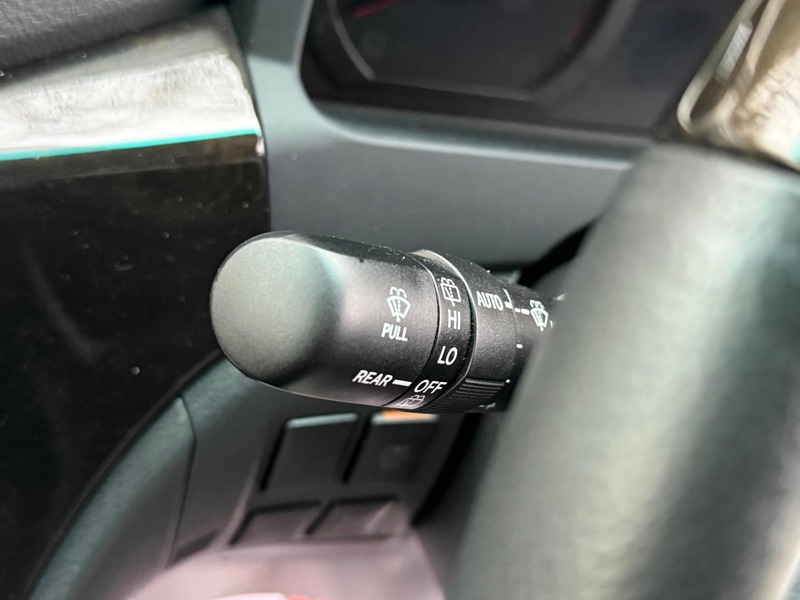 Used Toyota Vellfire 2013 for sale - 76686904: Photo 13