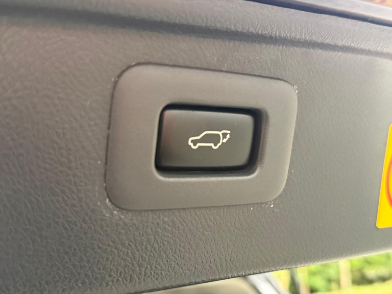 Used Toyota Vellfire 2013 for sale - 76686904: Photo 20