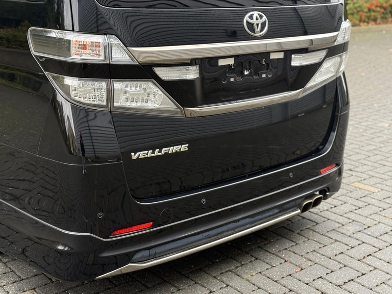 Used Toyota Vellfire 2013 for sale - 76686904: Photo 32