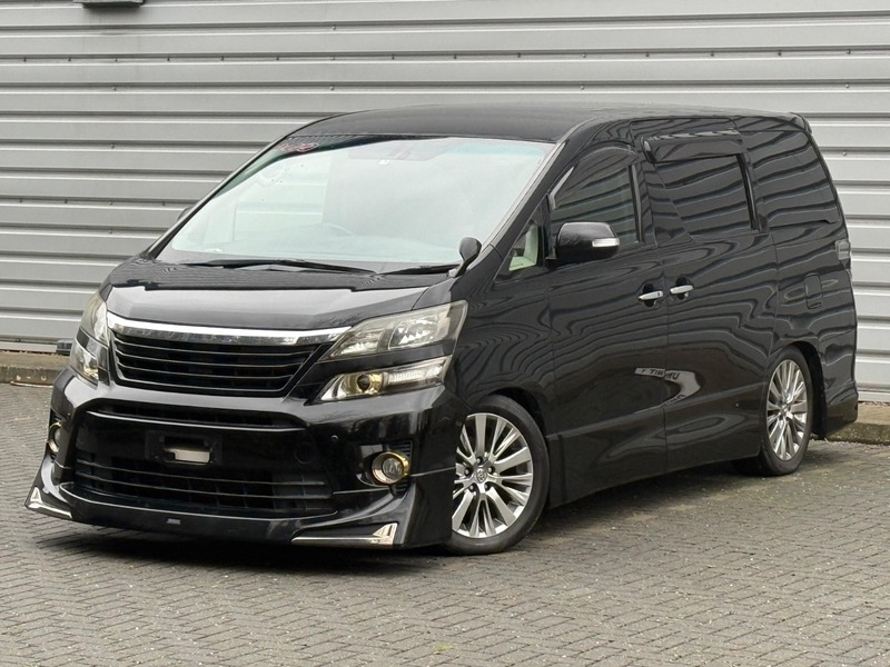 Used Toyota Vellfire 2013 for sale - 76686904: Photo 4