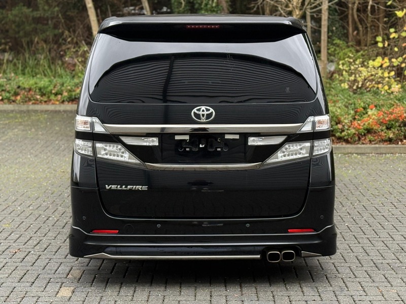 Used Toyota Vellfire 2013 for sale - 76686904: Photo 6