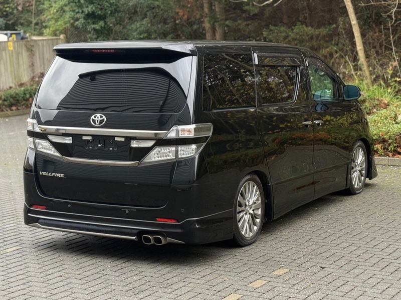 Used Toyota Vellfire 2013 for sale - 76686904: Photo 8