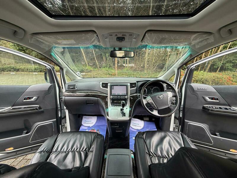 Used Toyota Alphard 2012 for sale - 77564138: Photo 28
