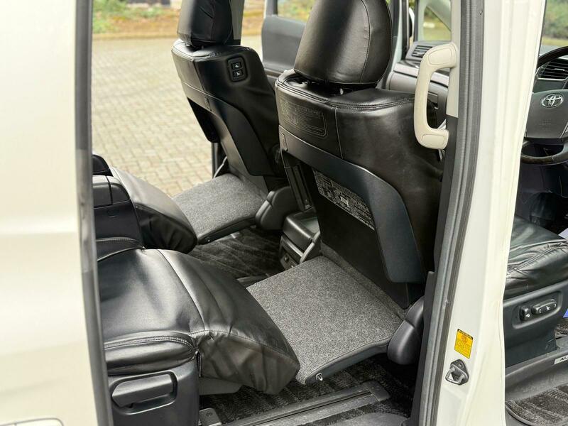 Used Toyota Alphard 2012 for sale - 77564138: Photo 30