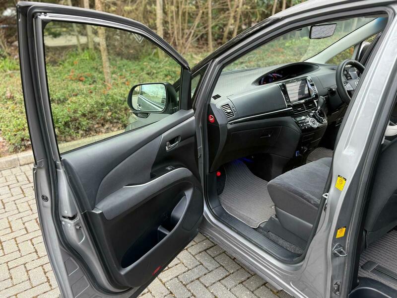 Used Toyota Estima 2014 for sale - 77805690: Photo 10