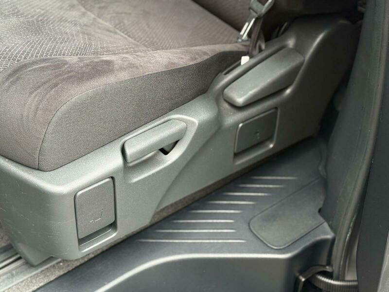 Used Toyota Estima 2014 for sale - 77805690: Photo 11