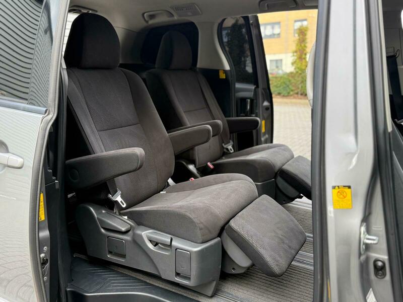 Used Toyota Estima 2014 for sale - 77805690: Photo 43