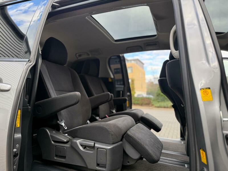 Used Toyota Estima 2014 for sale - 77805690: Photo 44