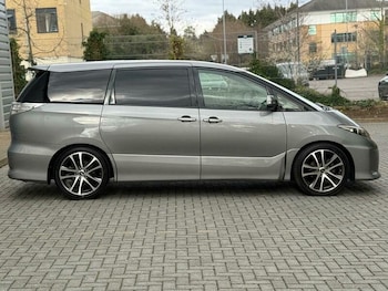 Used Toyota Estima 2014 for sale - 77805690: Photo