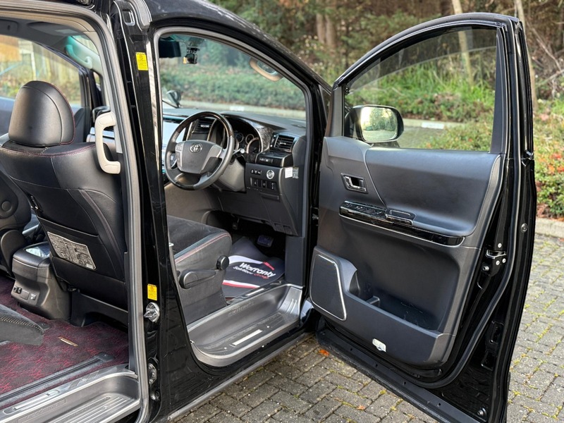 Used Toyota Vellfire 2014 for sale - 77020516: Photo 26