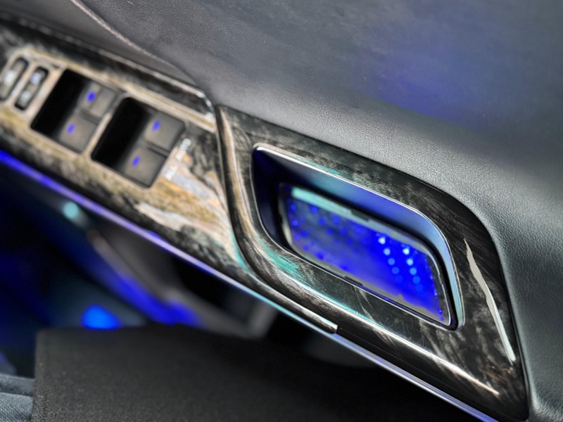 Used Toyota Vellfire 2014 for sale - 77020516: Photo 39