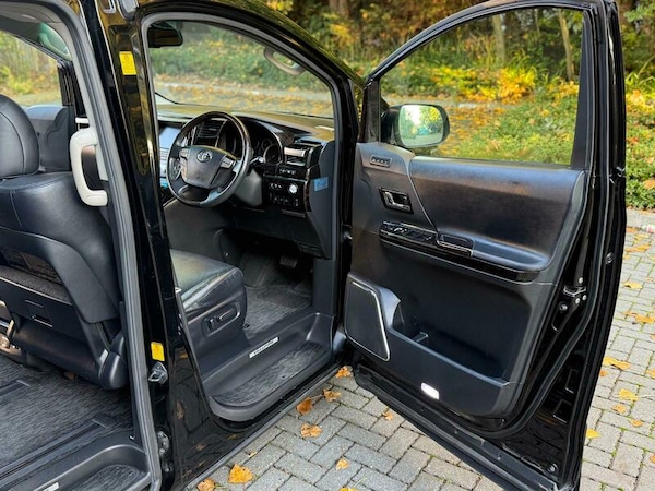 Used Toyota Vellfire 2014 for sale - 76133090: Photo 18