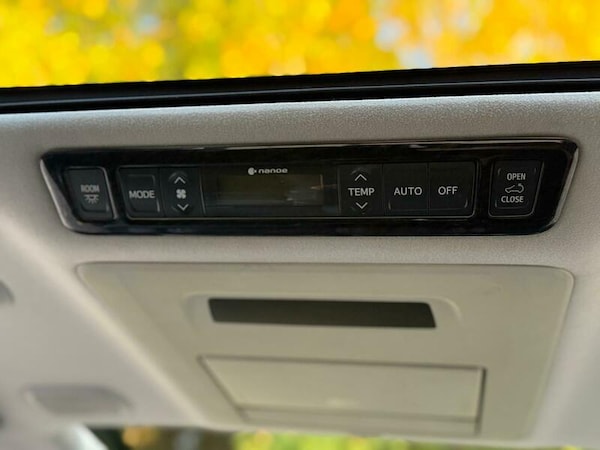 Used Toyota Vellfire 2014 for sale - 76133090: Photo 21
