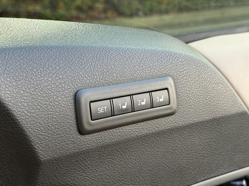 Used Toyota Alphard 2013 for sale - 77342393: Photo 18