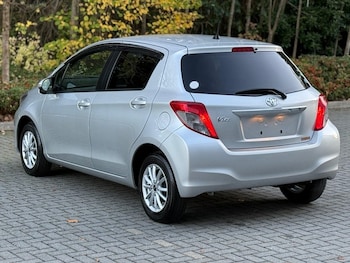 Used Toyota Yaris 2013 for sale - 76536334: Photo