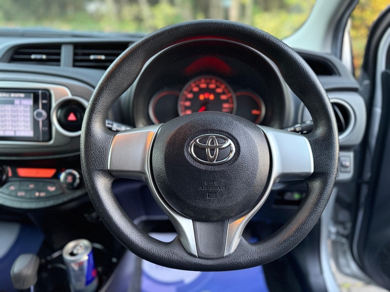 Used Toyota Yaris 2013 for sale - 76536334: Photo 31