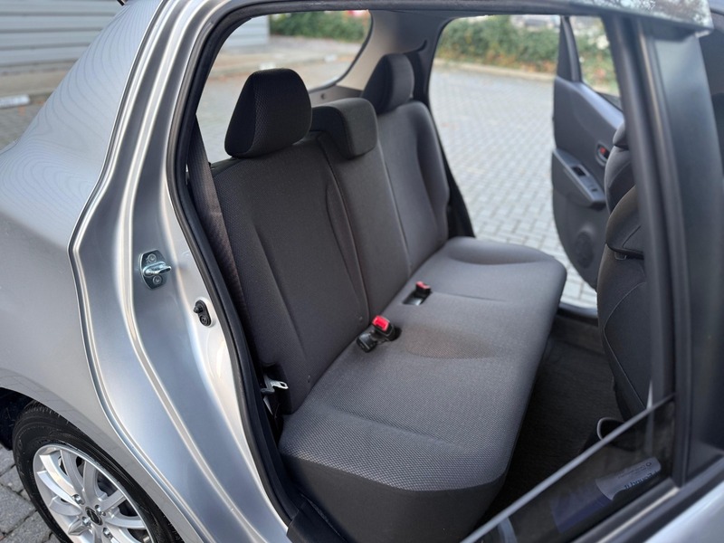 Used Toyota Yaris 2013 for sale - 76536334: Photo 36