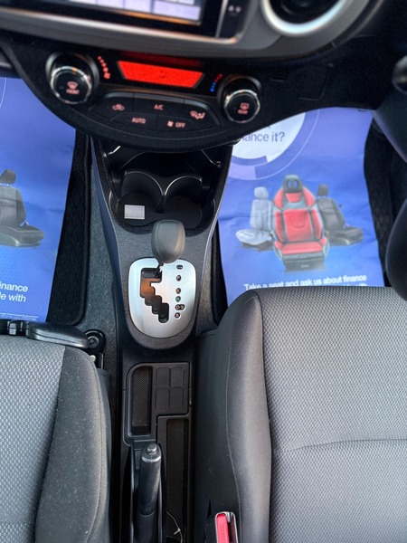 Used Toyota Yaris 2013 for sale - 76536334: Photo 41