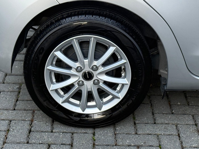 Used Toyota Yaris 2013 for sale - 76536334: Photo 48