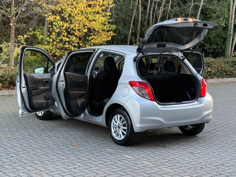 Used Toyota Yaris 2013 for sale - 76536334: Photo 5