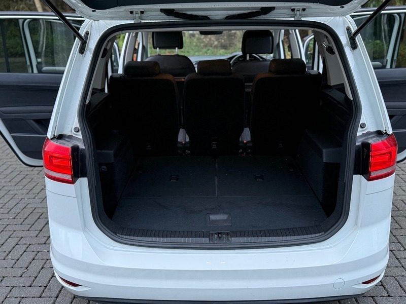 Used Volkswagen Touran 2025 for sale - 77342400: Photo 25