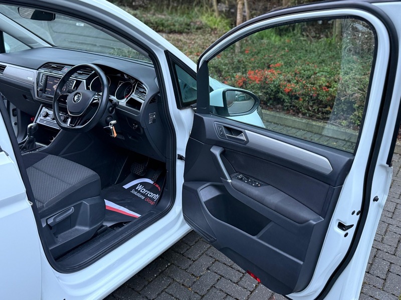 Used Volkswagen Touran 2025 for sale - 77342400: Photo 33