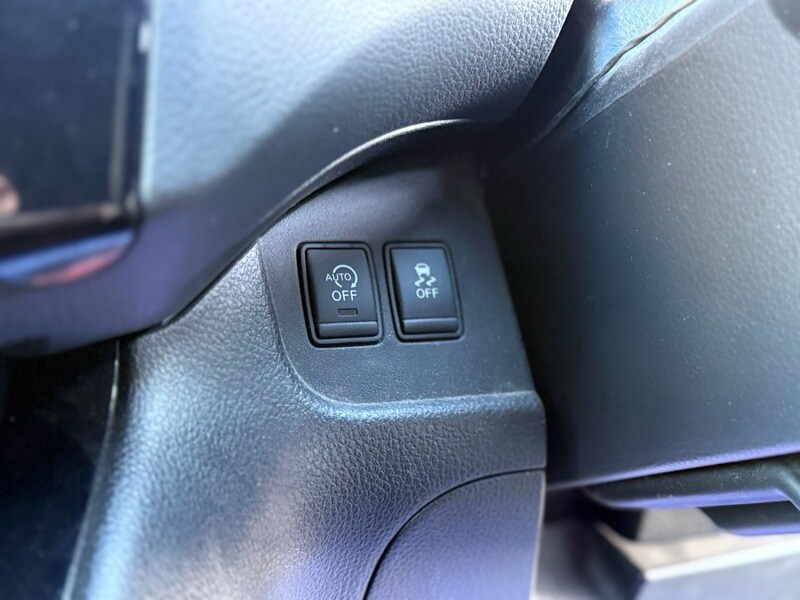 Used Nissan Serena 2014 for sale - 77452740: Photo 33