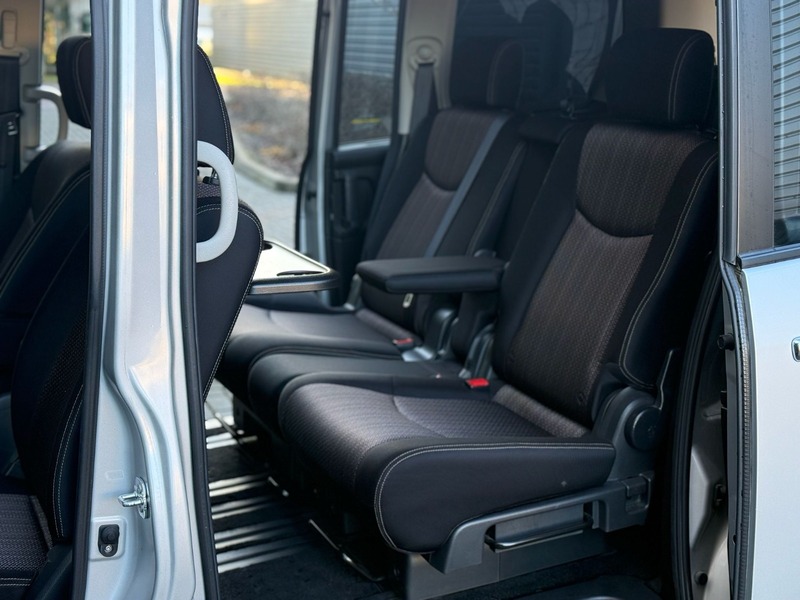 Used Nissan Serena 2014 for sale - 77452740: Photo 4