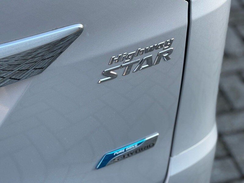 Used Nissan Serena 2014 for sale - 77452740: Photo 40