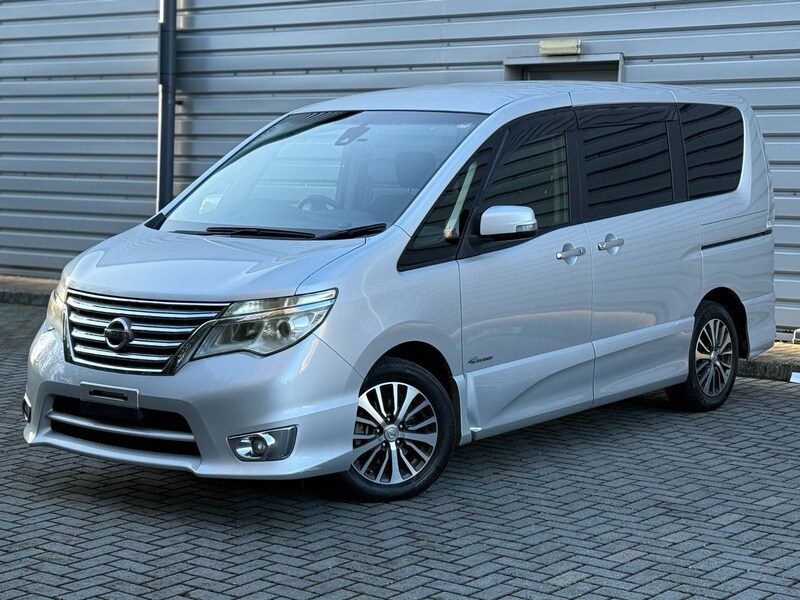 Used Nissan Serena 2014 for sale - 77452740: Photo 8