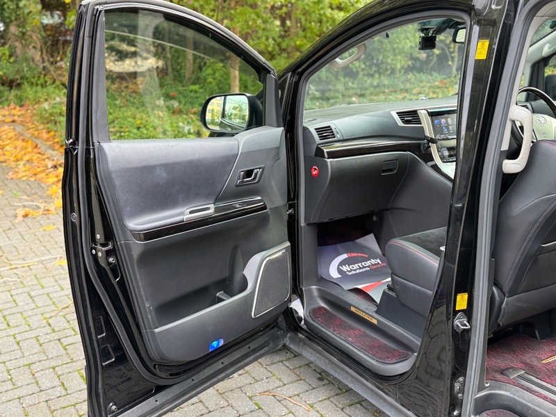 Used Toyota Vellfire 2013 for sale - 76264325: Photo 24