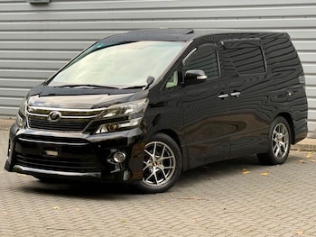 Used Toyota Vellfire 2013 for sale - 76264325: Photo