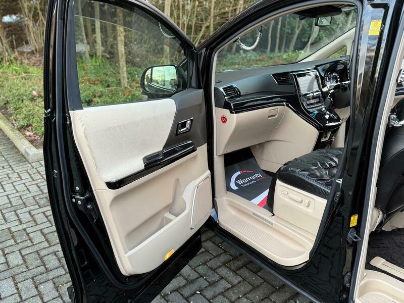 Used Toyota Vellfire 2014 for sale - 77704165: Photo 28