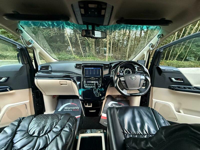 Used Toyota Vellfire 2014 for sale - 77704165: Photo 47