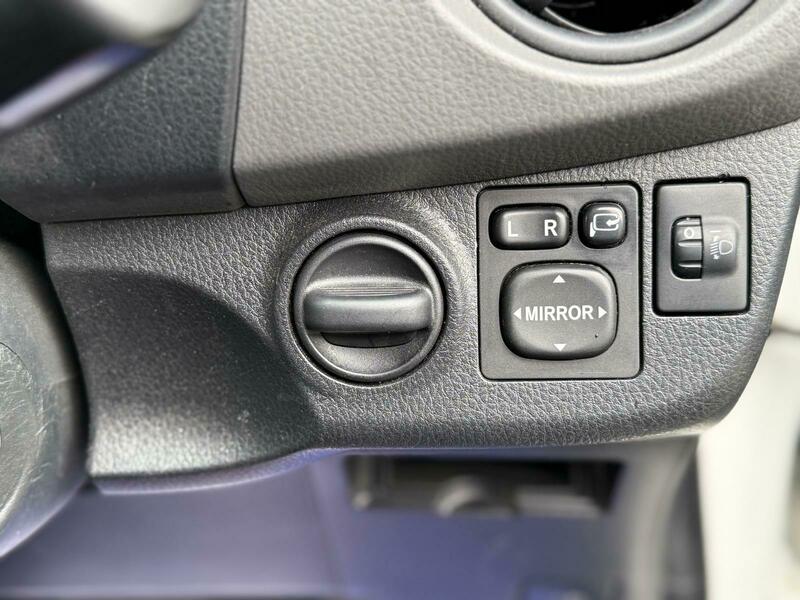 Used Toyota Yaris 2015 for sale - 77535669: Photo 13