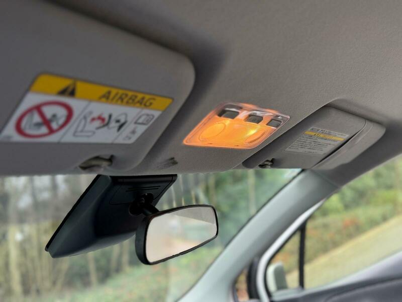 Used Toyota Yaris 2015 for sale - 77535669: Photo 17