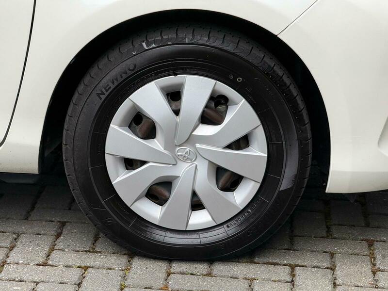 Used Toyota Yaris 2015 for sale - 77535669: Photo 31