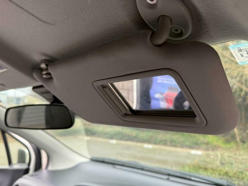 Used Toyota Yaris 2015 for sale - 77535669: Photo 37