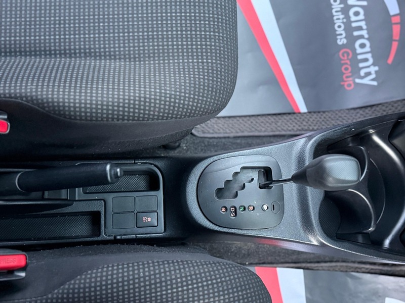 Used Toyota Yaris 2016 for sale - 77632318: Photo 32