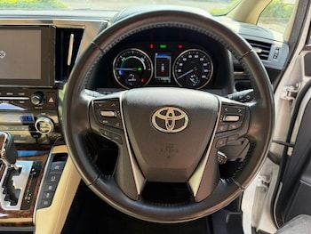 Used Toyota Alphard 2021 for sale - 79279830: Photo