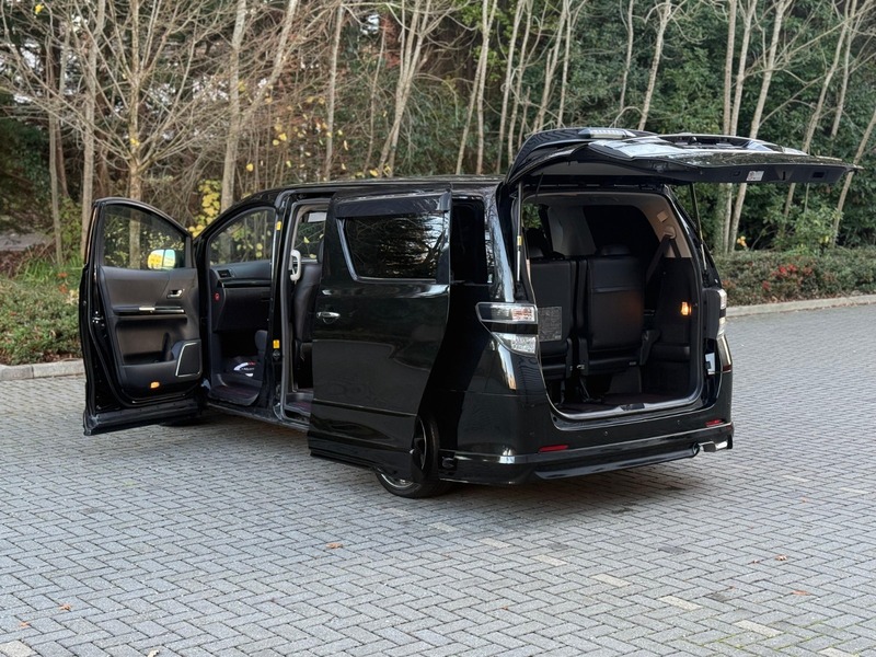 Used Toyota Vellfire 2014 for sale - 76798940: Photo 12