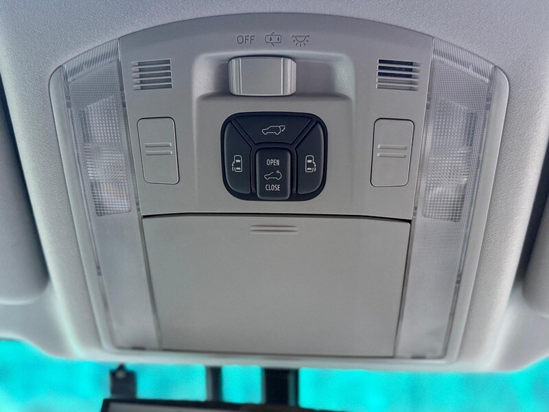 Used Toyota Vellfire 2014 for sale - 76798940: Photo 20