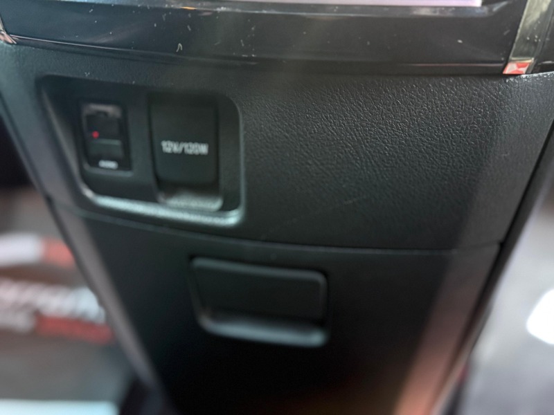 Used Toyota Vellfire 2014 for sale - 76798940: Photo 27