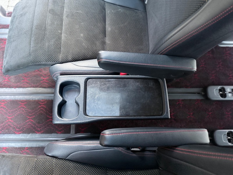 Used Toyota Vellfire 2014 for sale - 76798940: Photo 31