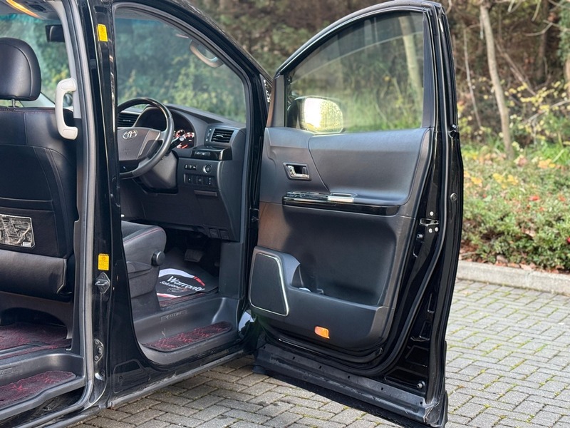 Used Toyota Vellfire 2014 for sale - 76798940: Photo 33