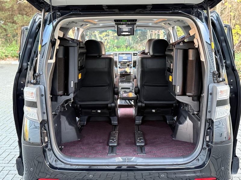 Used Toyota Vellfire 2014 for sale - 76798940: Photo 43
