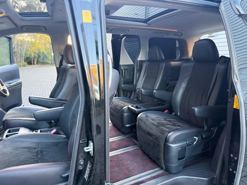 Used Toyota Vellfire 2014 for sale - 76798940: Photo 47