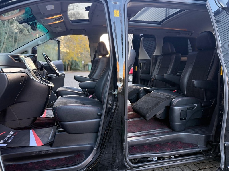 Used Toyota Vellfire 2014 for sale - 76798940: Photo 49