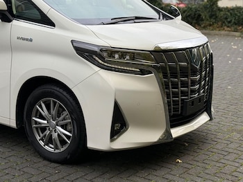 Used Toyota Alphard 2018 for sale - 76407193: Photo